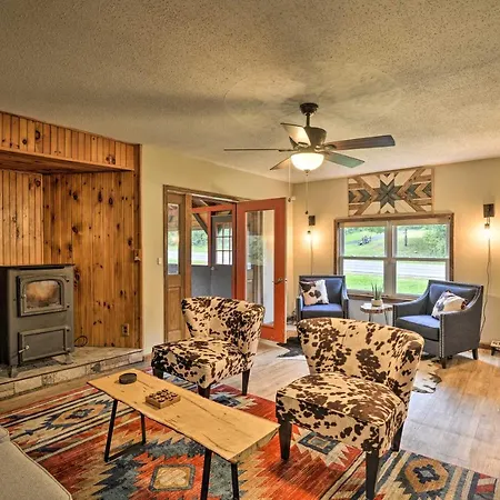 Altmar Family Home With Rivers And Trails Nearby!